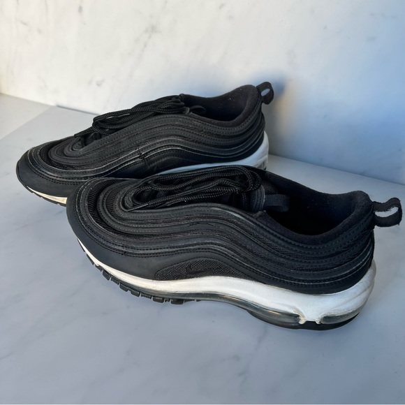 Women’s Nike Air Max 97 EUC size 8.5 - Picture 2 of 16